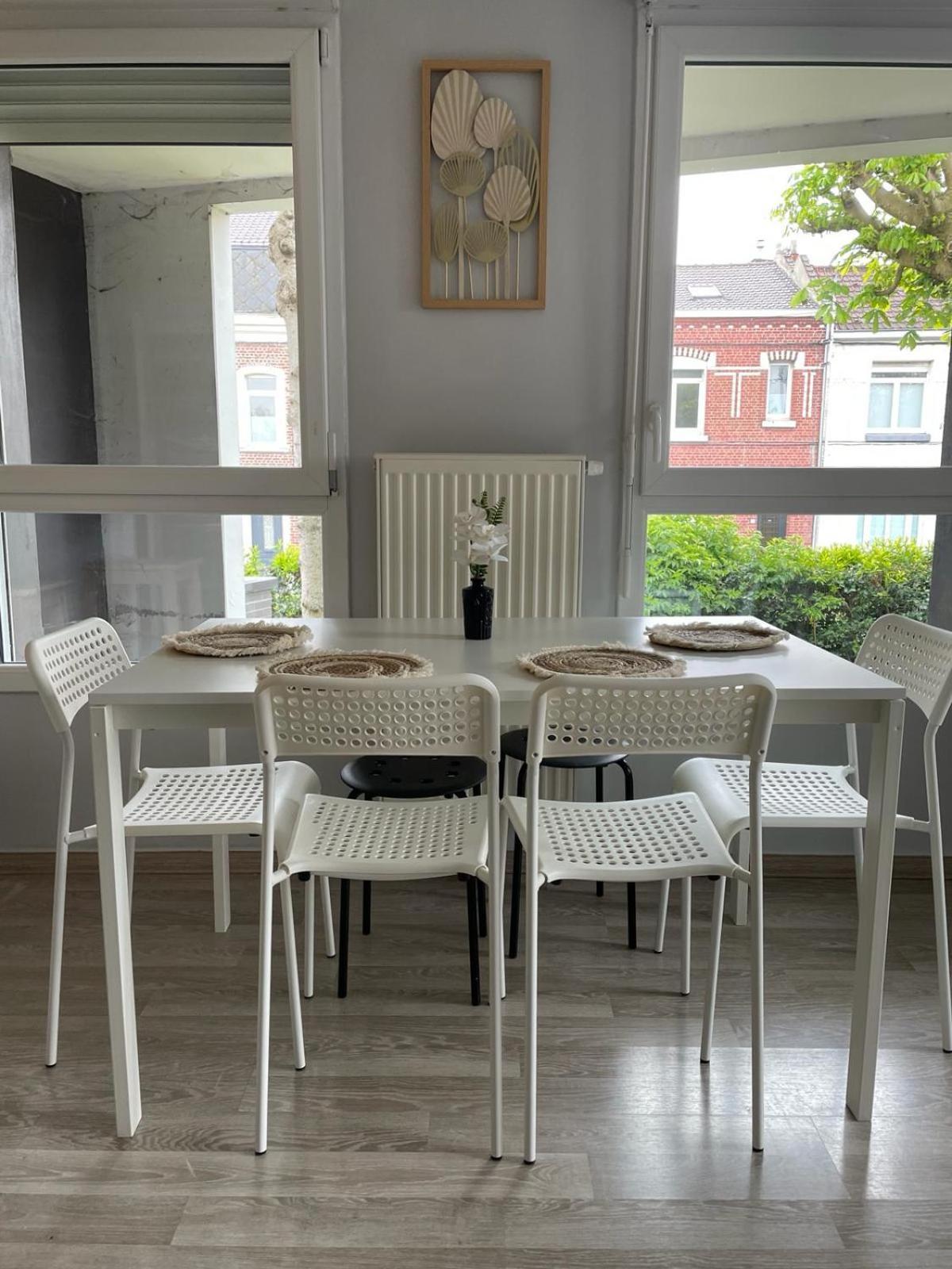 Appartement 2 Chambres Avec Terrasse Et Garage Saint-Andre-lez-Lille Εξωτερικό φωτογραφία
